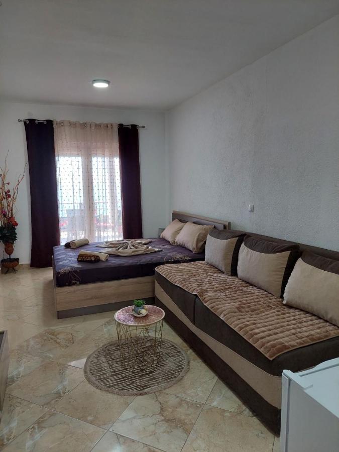Apartmani Jovan Ulcinj Luaran gambar
