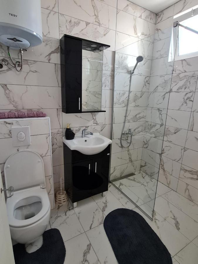 Apartmani Jovan Ulcinj Luaran gambar