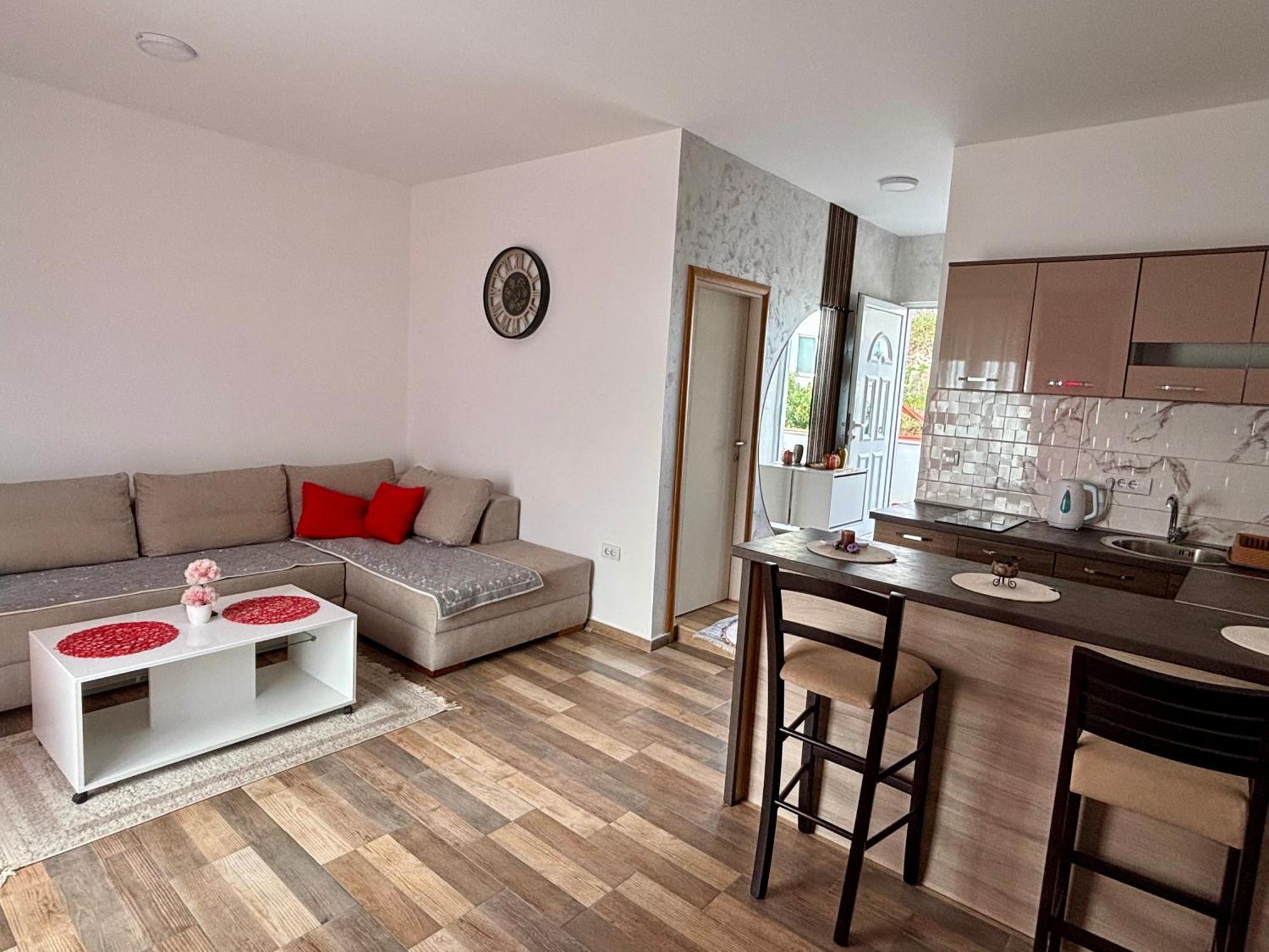 Apartmani Jovan Ulcinj Luaran gambar